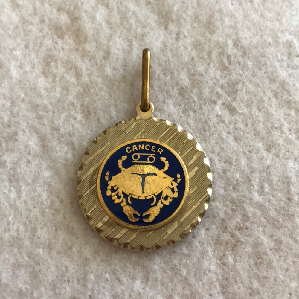 Horoscope charm